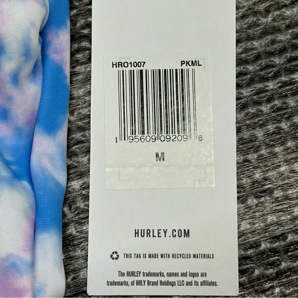 NWT Women’s Size Medium Hurley Blue & Purple Tie Dye Monokini Logo Swimsuit - Picture 3 of 11
